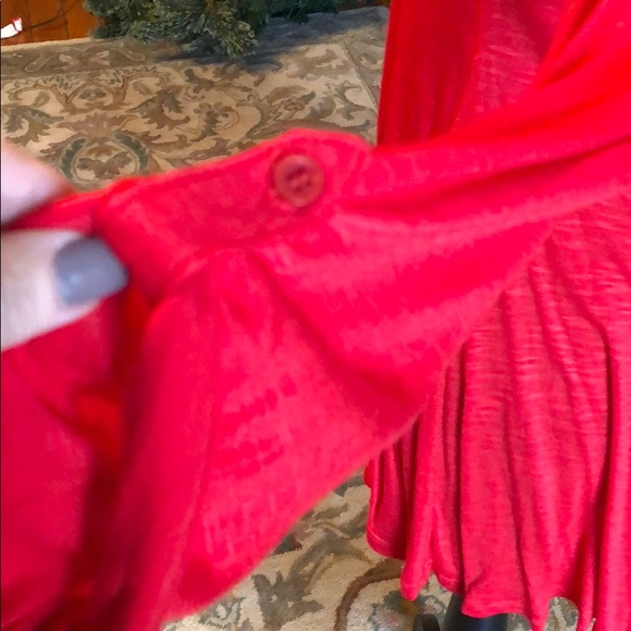 ♥️ NWT Red High/Low Tunic - Picture 3 of 4